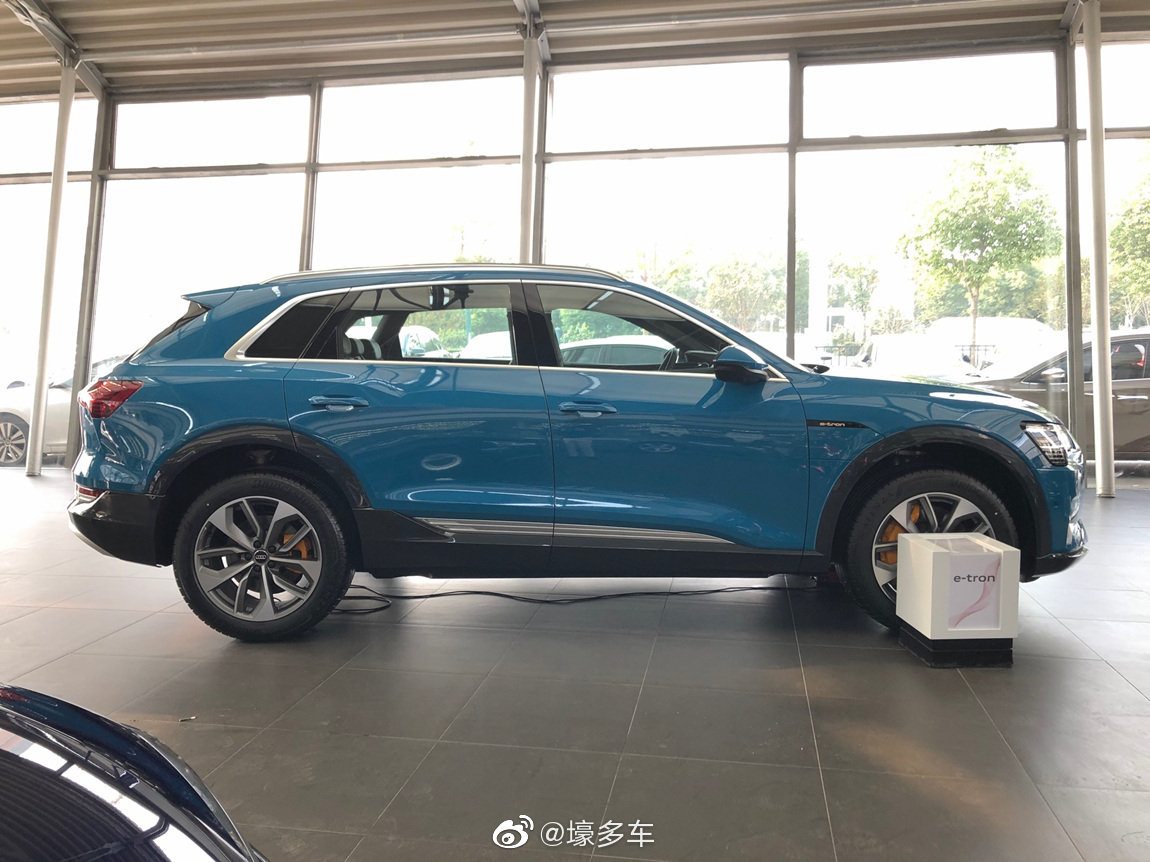精美汽车图集：奥迪 E-TRON 全球限量版