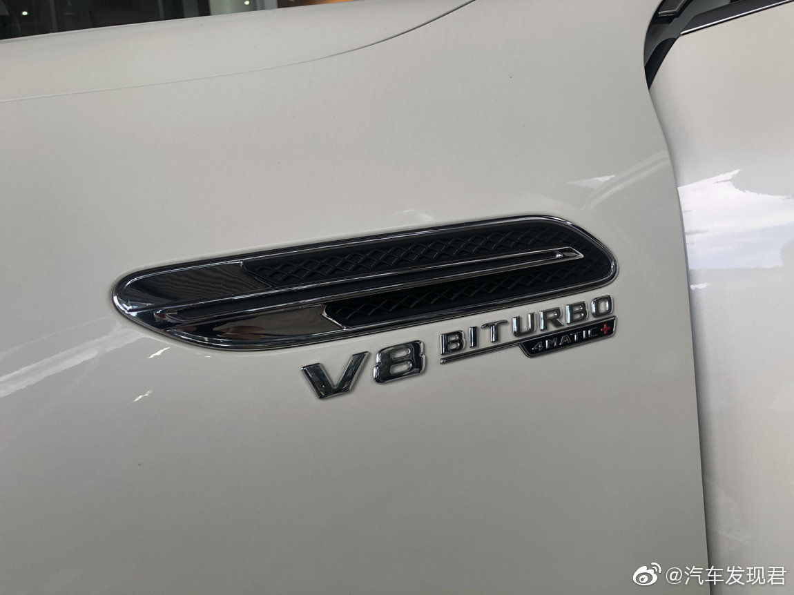 奔驰GT63S AMG 先行版 白外黑内