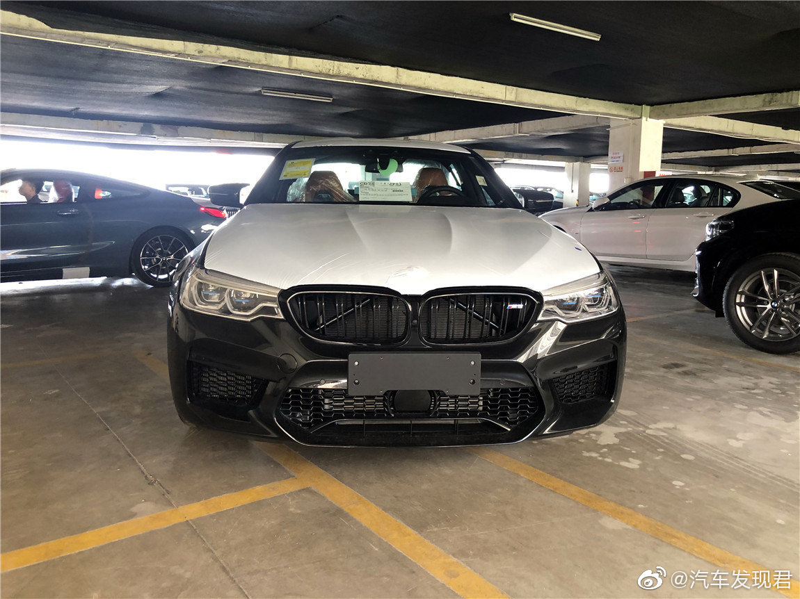 宝马M5：实车真的太漂亮了！