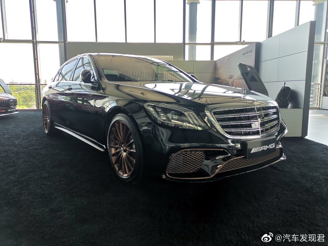 奔驰 S65L AMG 典藏版 黑外/黑内