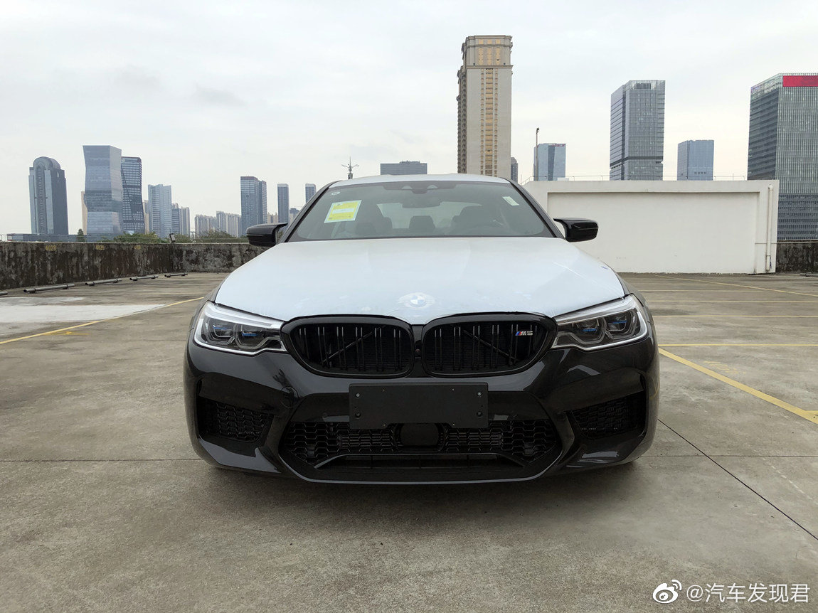 宝马M5：硬核跑者！舍我其谁！