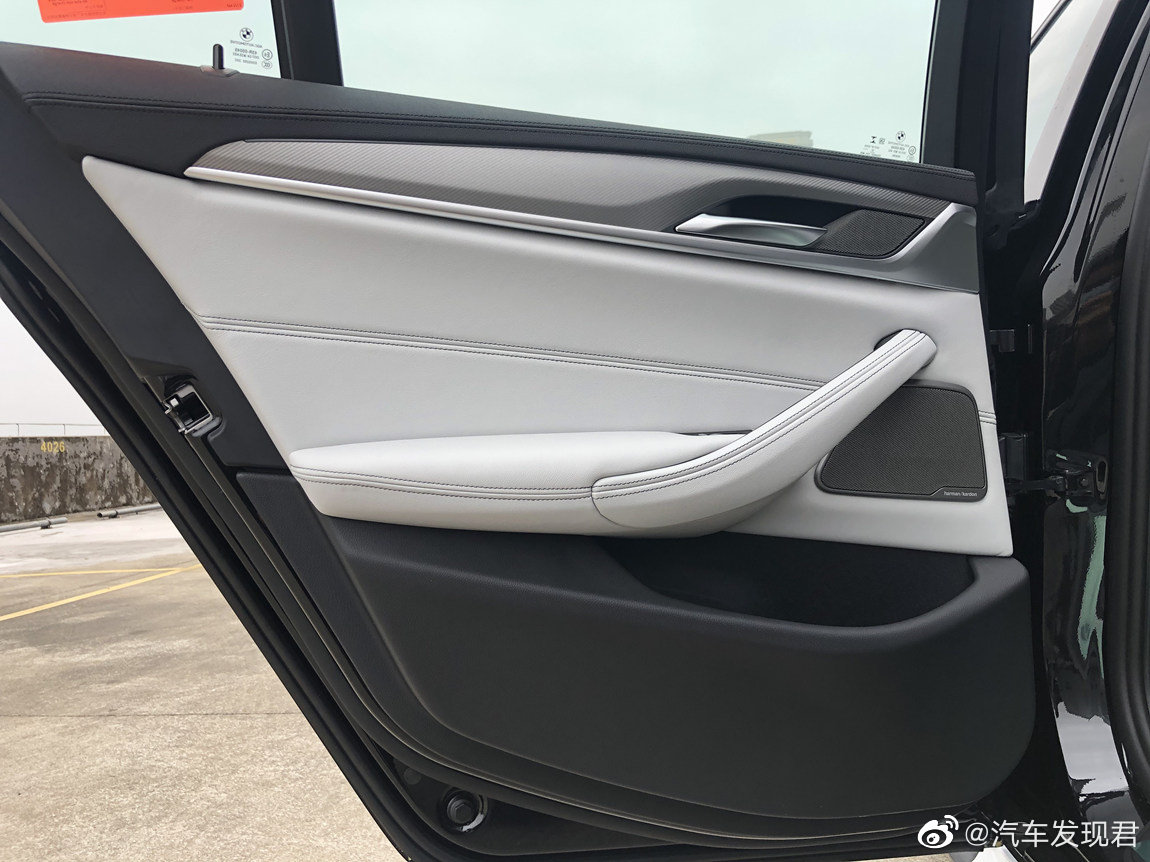 宝马M5：硬核跑者！舍我其谁！