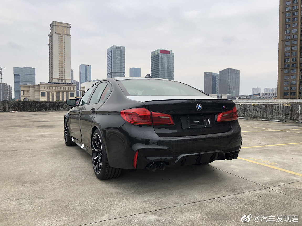 宝马M5：硬核跑者！舍我其谁！