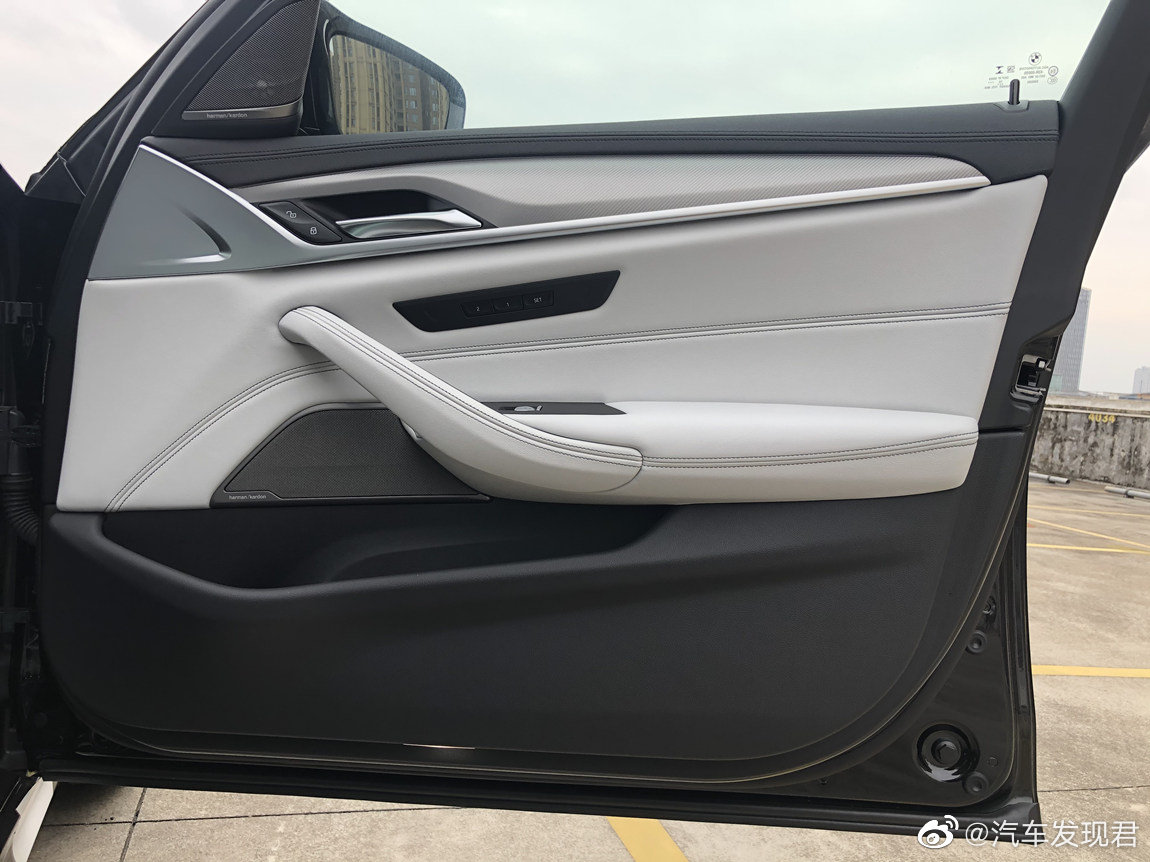 宝马M5：硬核跑者！舍我其谁！