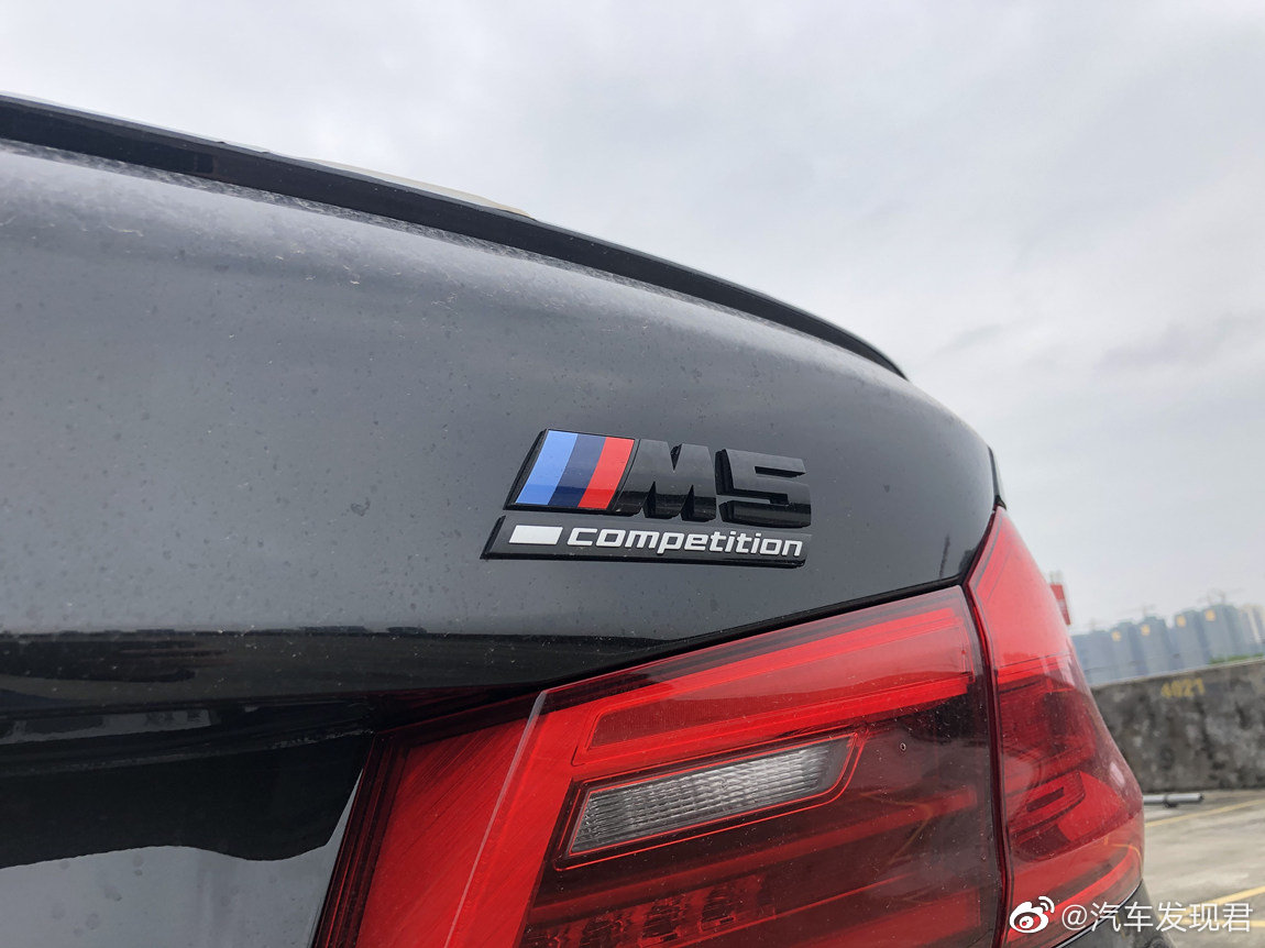 宝马M5：硬核跑者！舍我其谁！