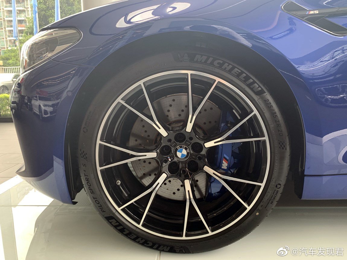 宝马M5：实车真的太漂亮了！