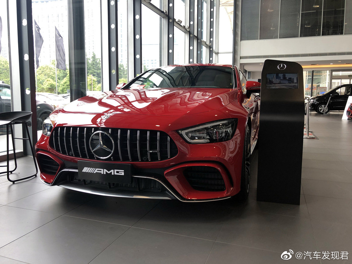 好看的汽车：奔驰 GT63S AMG 木星红松露棕