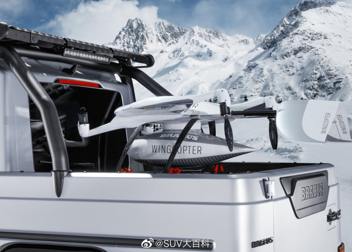 巴博斯800 Adventure XLP，自带无人机的男人，不，皮卡。