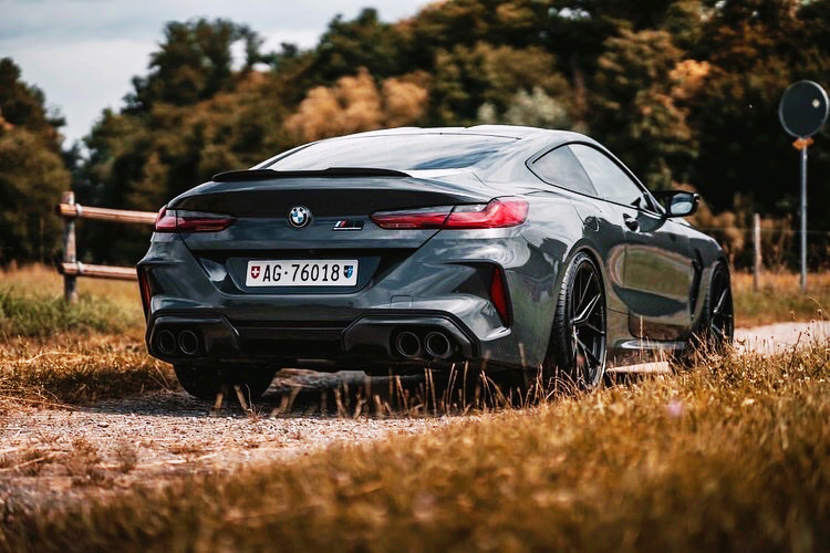 汽车美图赏析：BMW M8 Competition 帅