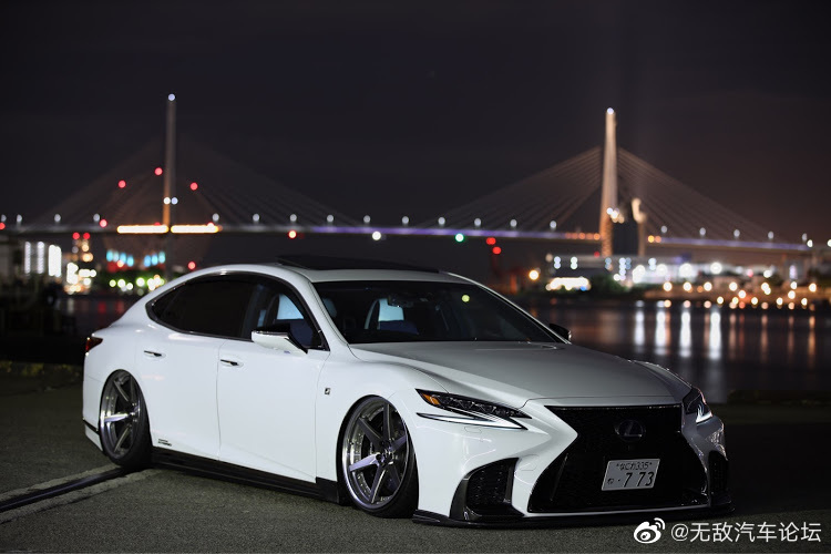和风物语！LEXUS（凌志/雷克萨斯）LS500h GVF50！行政白武士！