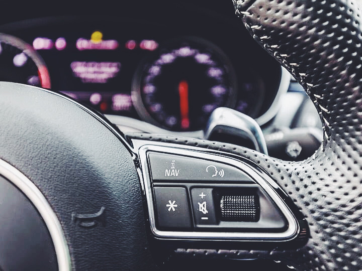 以后奥迪RS7就是我的奋斗目标了！