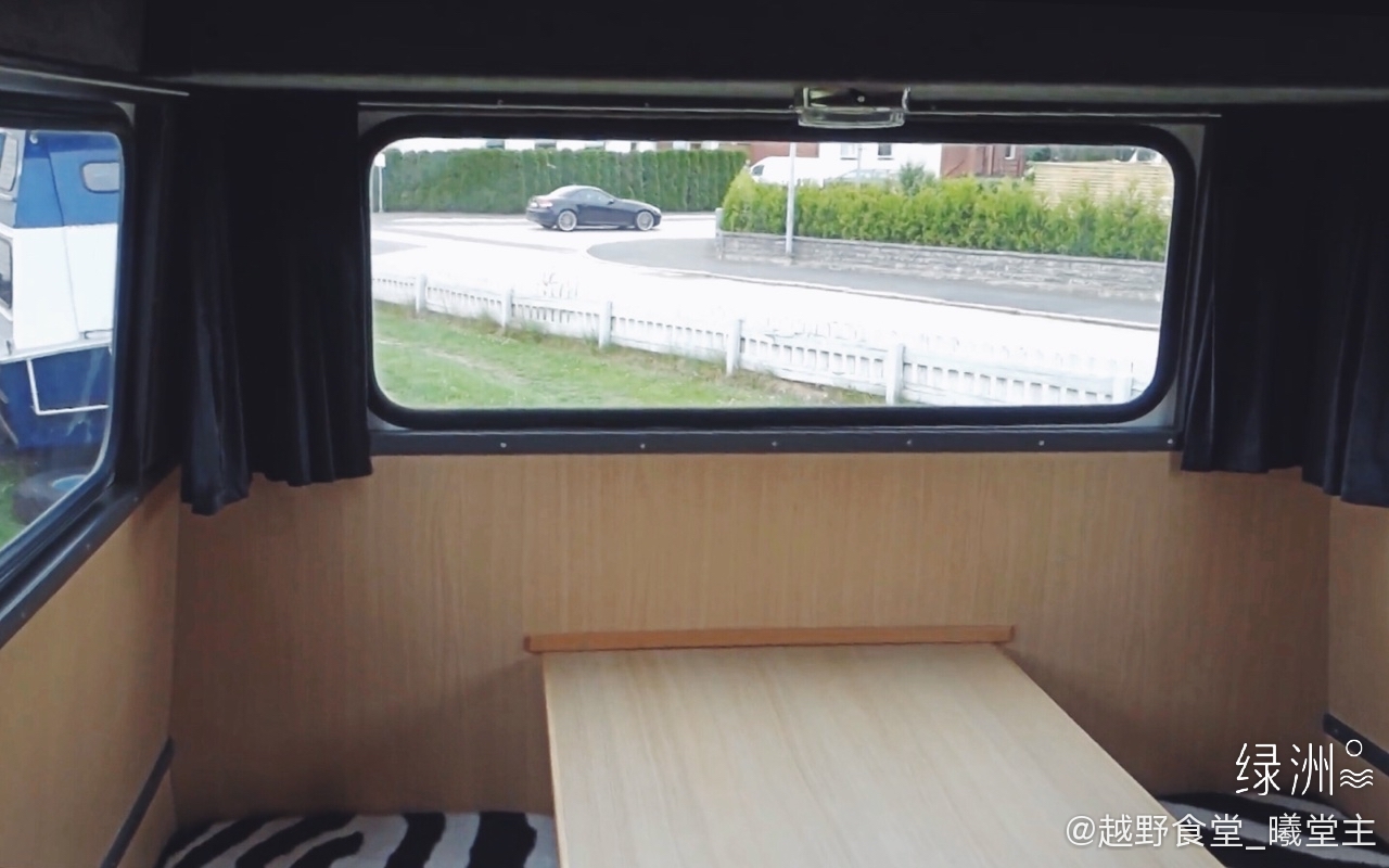 老爷子的沃尔沃C202简易小房车 老爷子的沃尔沃C202简易小房车