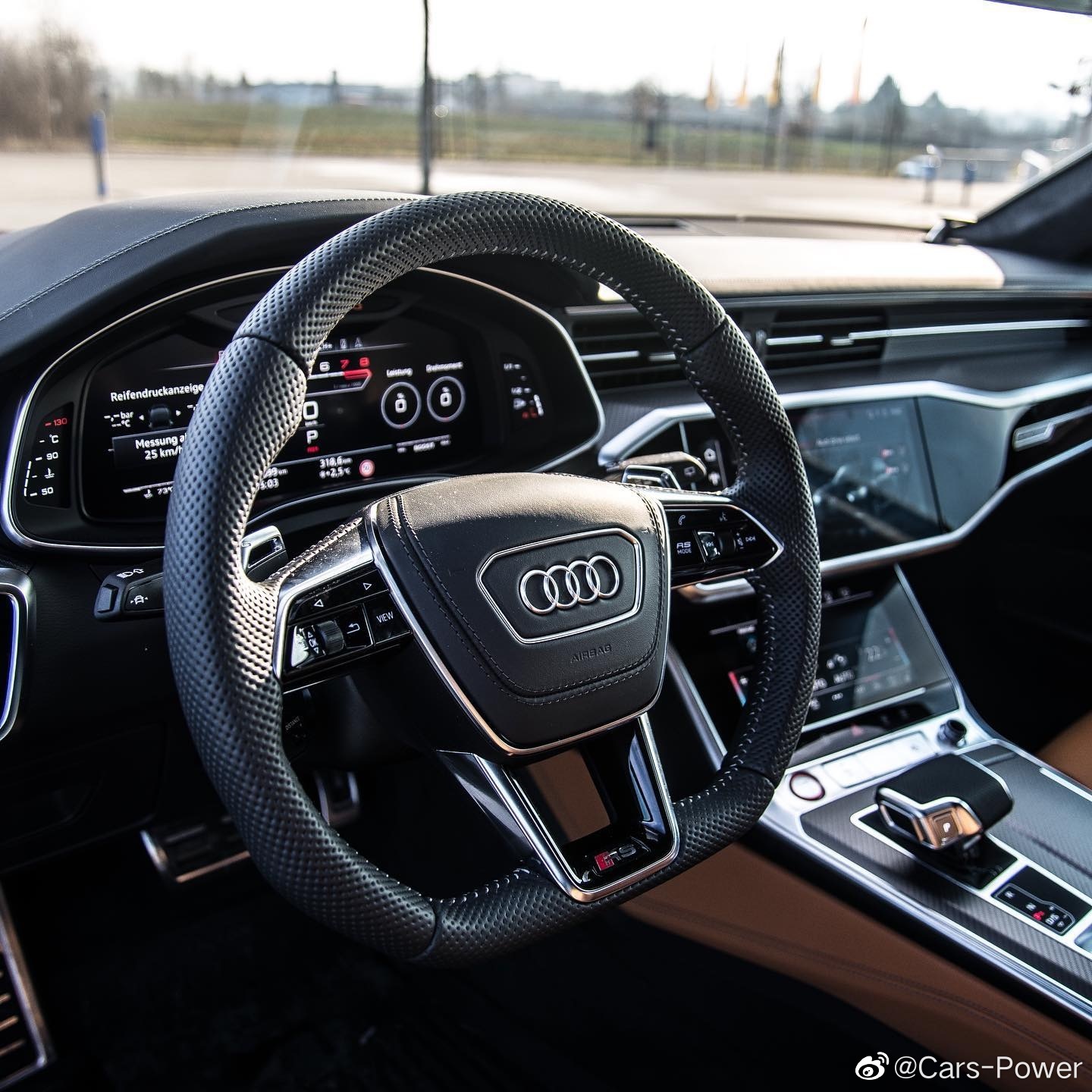 贴地飞行 预备……走！ Audi RS6