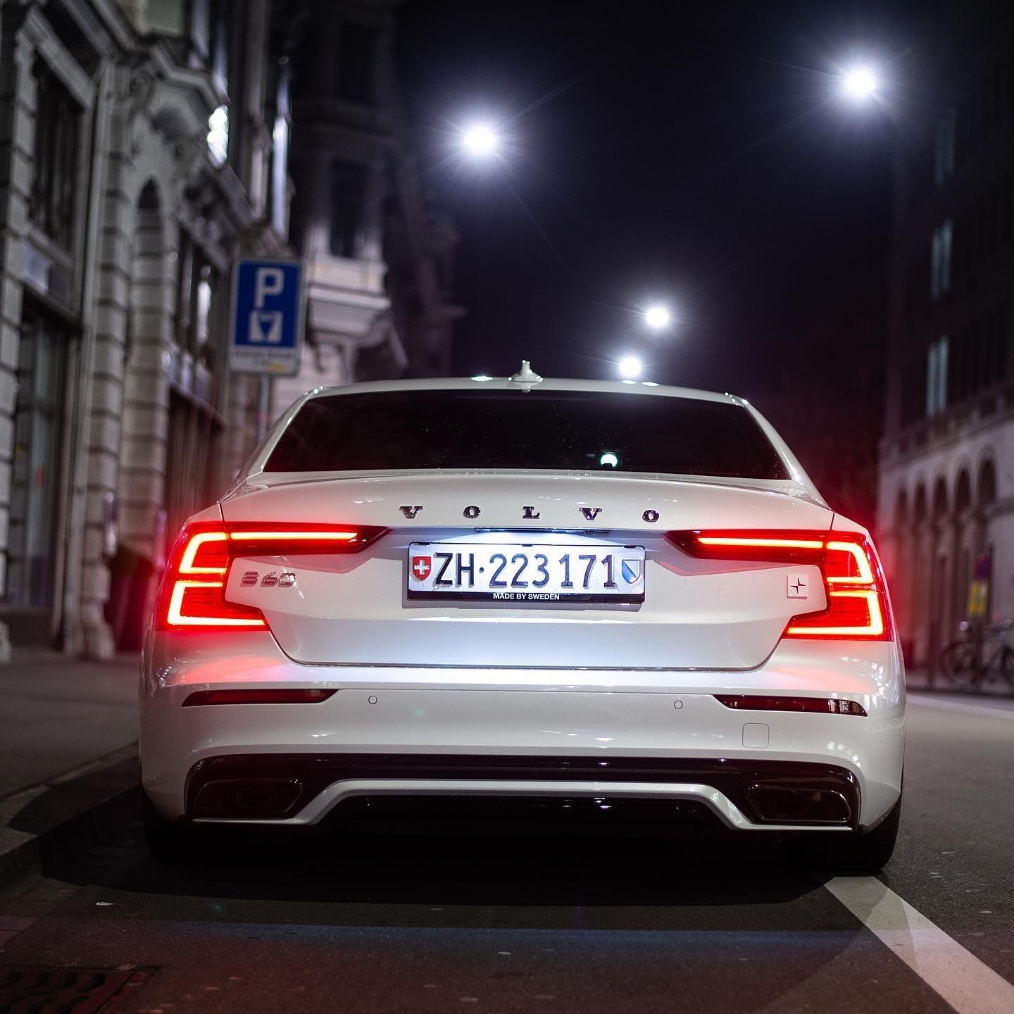 也许去掉沃尔沃的车标，这个车会好卖很多。