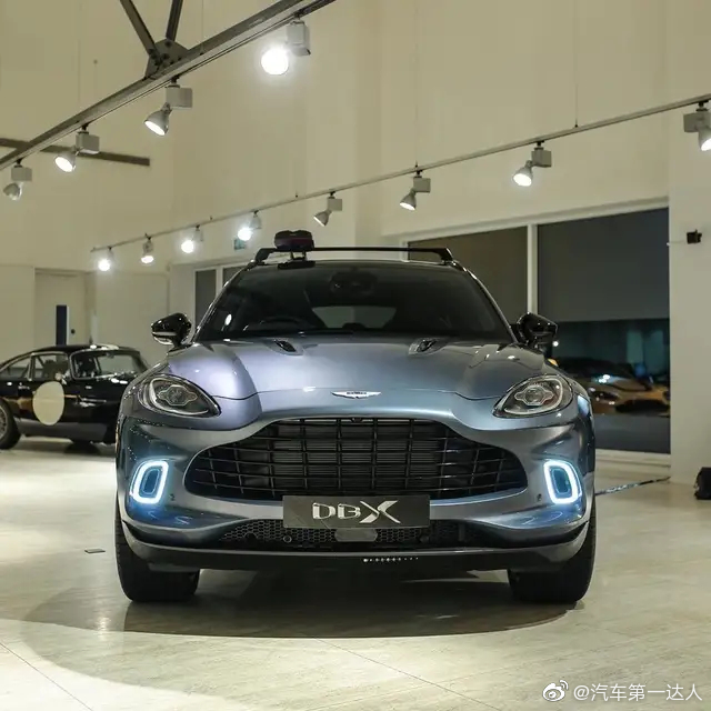 阿斯顿马丁首款SUV DBX，喜欢吗？