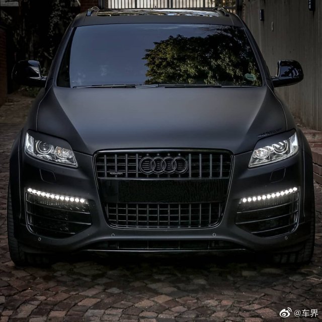 新奥迪Q7曝光，颜值提升不少，你们觉得怎么样？