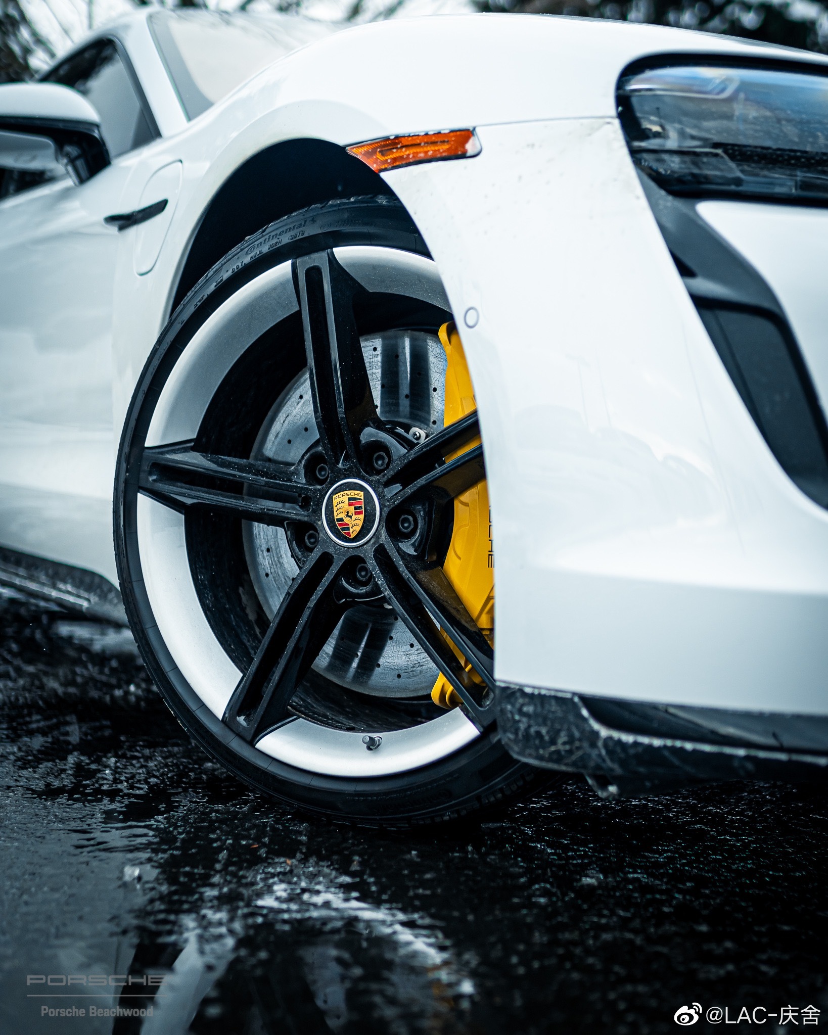 保时捷新Taycan Turbo S 有喜欢的吗 这款怎么样。