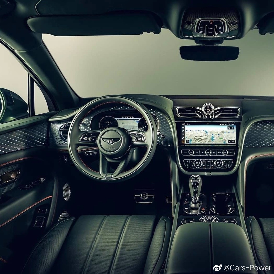 2021款 宾利添越  4.0T V8 550马力 770牛米 百公里加速4.5秒