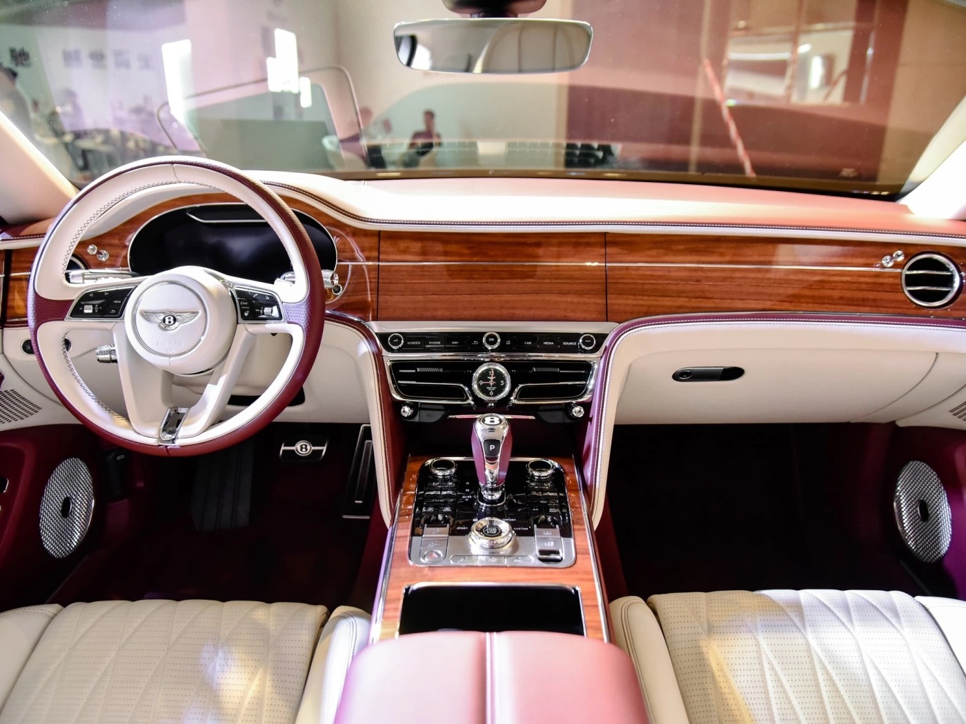 汽车美图赏析宾利飞驰2020首发限量版