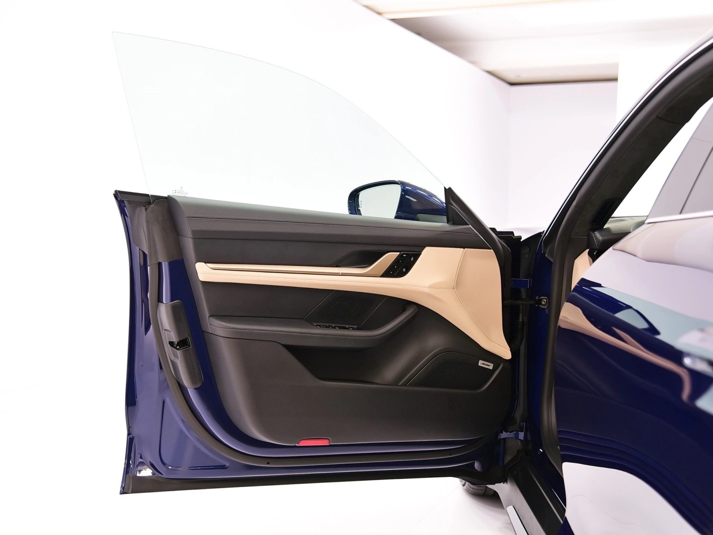 保时捷taycan turbo，为什么电动车搞一个turbo我百思不得其解