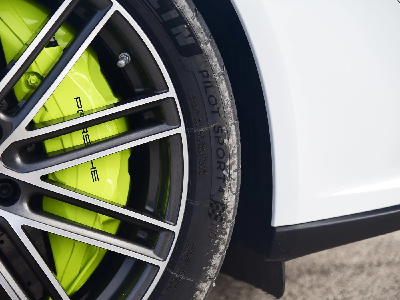 最喜欢的保时捷车型之一，帕拉梅拉旅行版