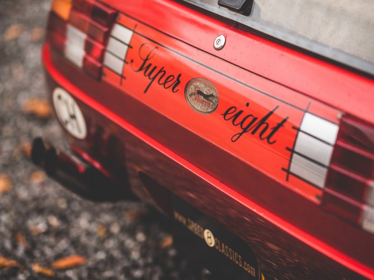 把法拉利308的V8发动机塞进一辆紧凑级掀背两厢车是种怎样的感觉