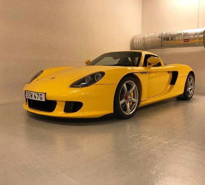 黄色保时捷Carrera GT，喜欢不？