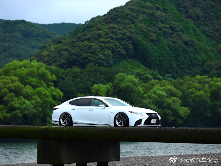 和风物语！LEXUS（凌志/雷克萨斯）LS500h GVF50！行政白武士！