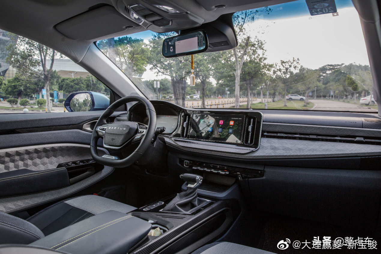 10万预算买家用车，想要空间又要配置，不一定只看传祺GM6