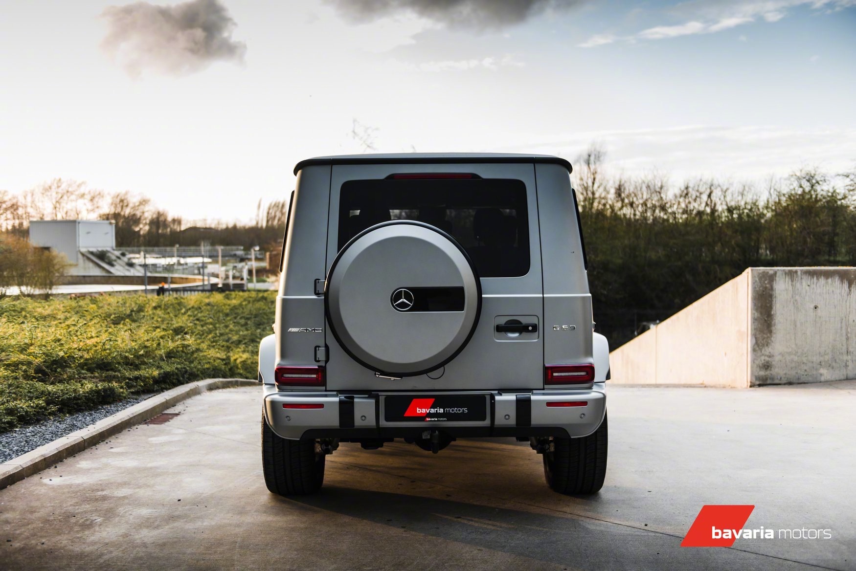 哑光金属灰搭配奔驰大G再合适不过了！