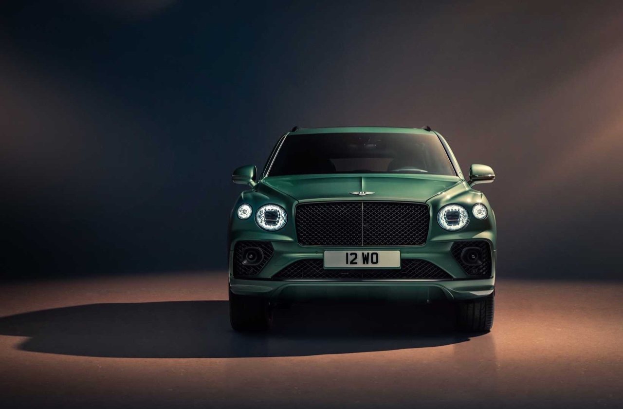 颜色好看，是不是还是没货 宾利发布中期改款添越