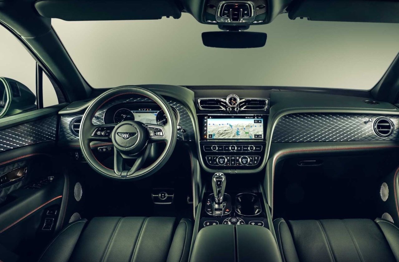 颜色好看，是不是还是没货 宾利发布中期改款添越