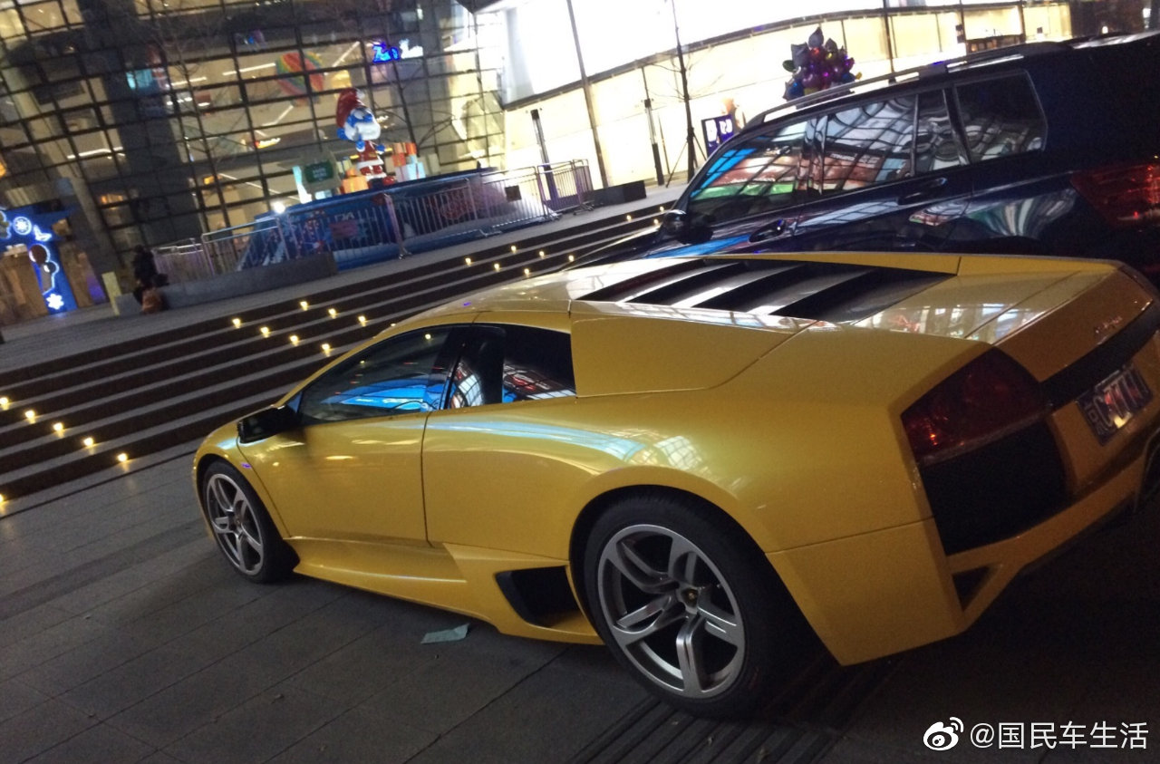 5连号车牌兰博基尼中国仅9辆，这台是北京唯一