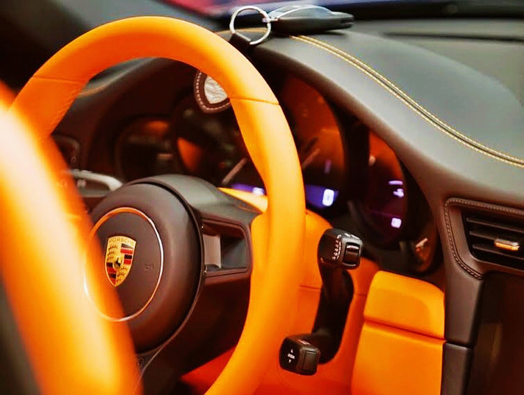 喝瓶啤酒，睡觉吧 Porsche 911 Speedster