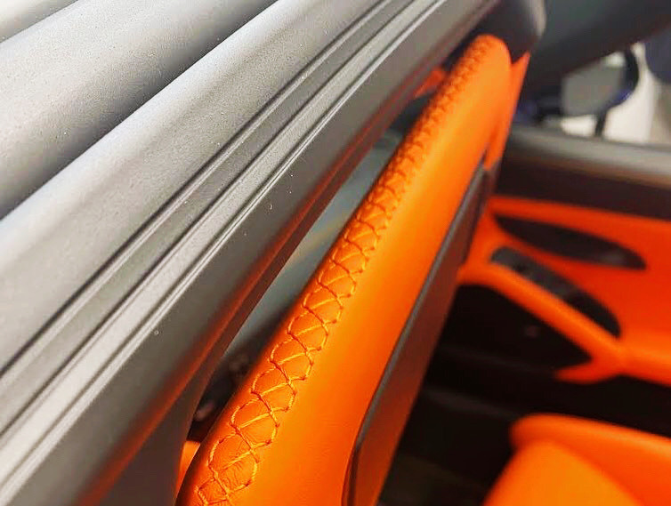 喝瓶啤酒，睡觉吧 Porsche 911 Speedster