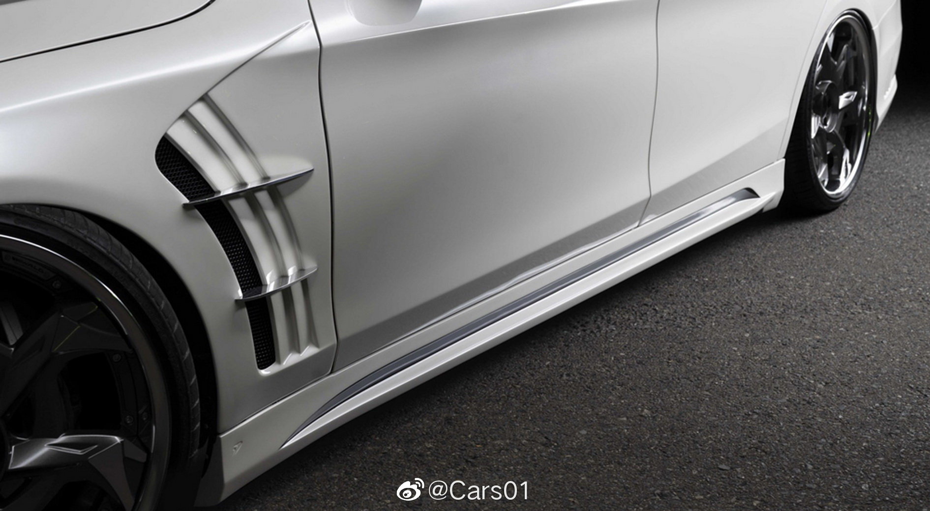 奔驰S级改装案例赏析