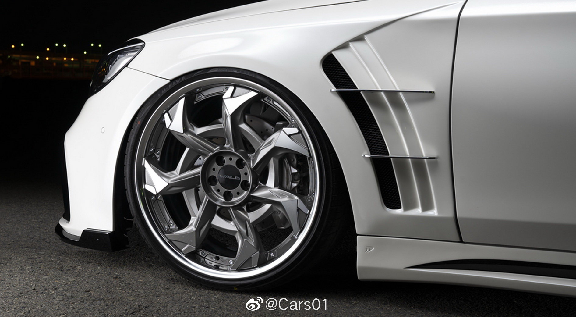 奔驰S级改装案例赏析