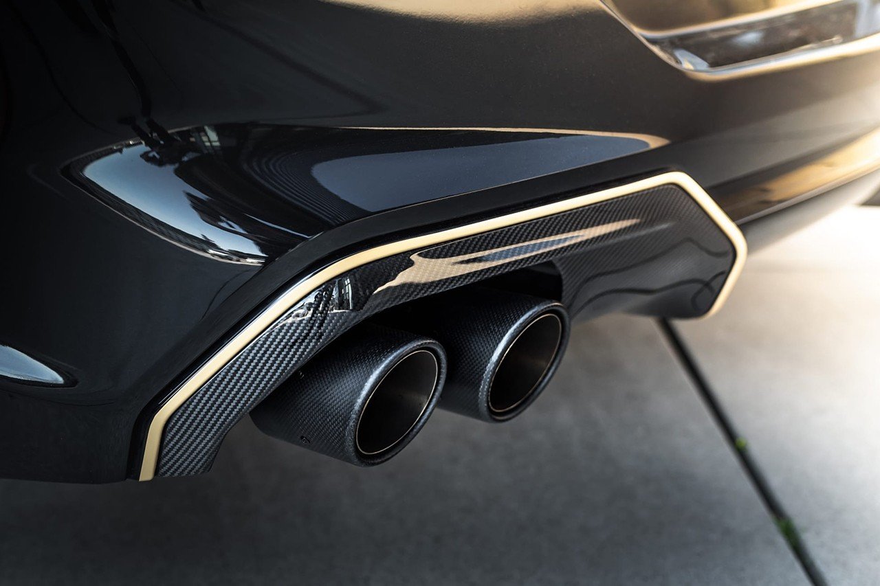 强大 M8 Competition 再升级，MANHART 带来 BMW 最顶级跑车