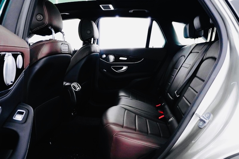 汽车美图大赏：奔驰GLC260和GLC260L什么区别