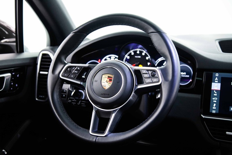 保时捷卡宴欣赏一下