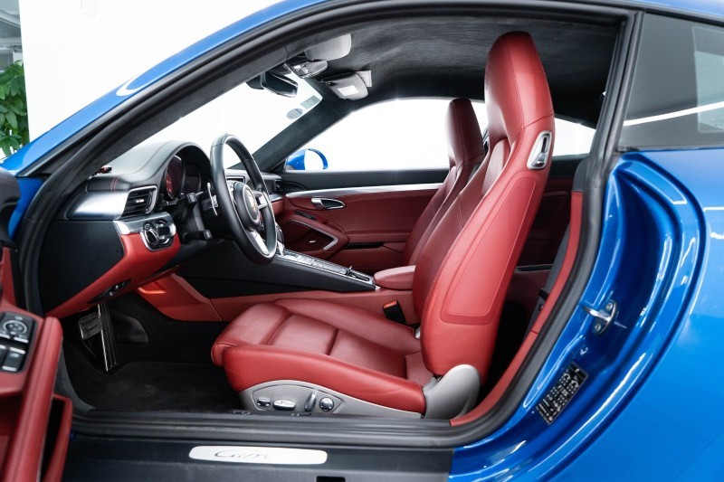 保时捷911Carrera 3.0T欣赏一下，带Sport Chrono组件，6的飞起