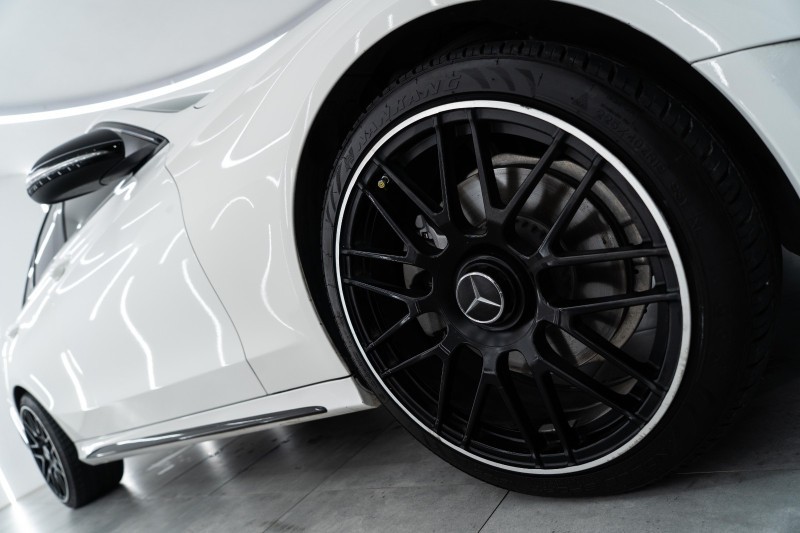 奔驰C260欣赏一下，中网和钢圈改的怎么样？