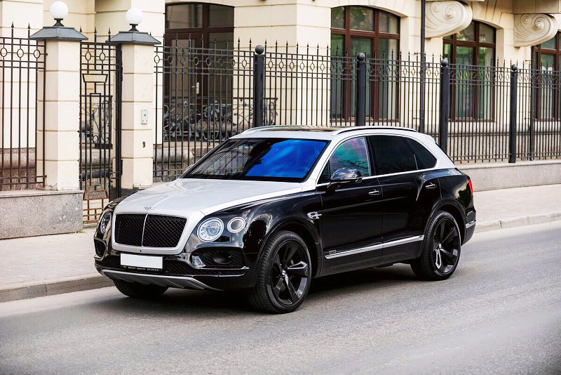 双色车漆，感觉就是不一样啊 Bentley Bentayga V8