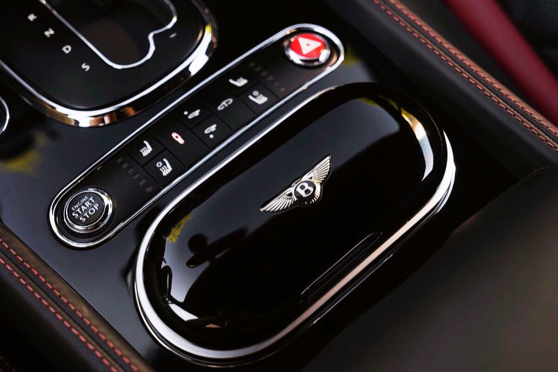 很想拥有这么一台车 真的！ Bentley Continental GT V8 S