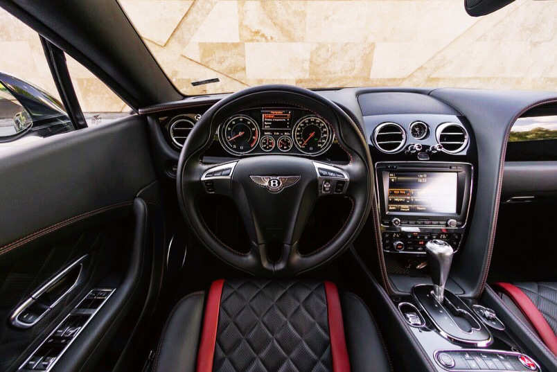 很想拥有这么一台车 真的！ Bentley Continental GT V8 S