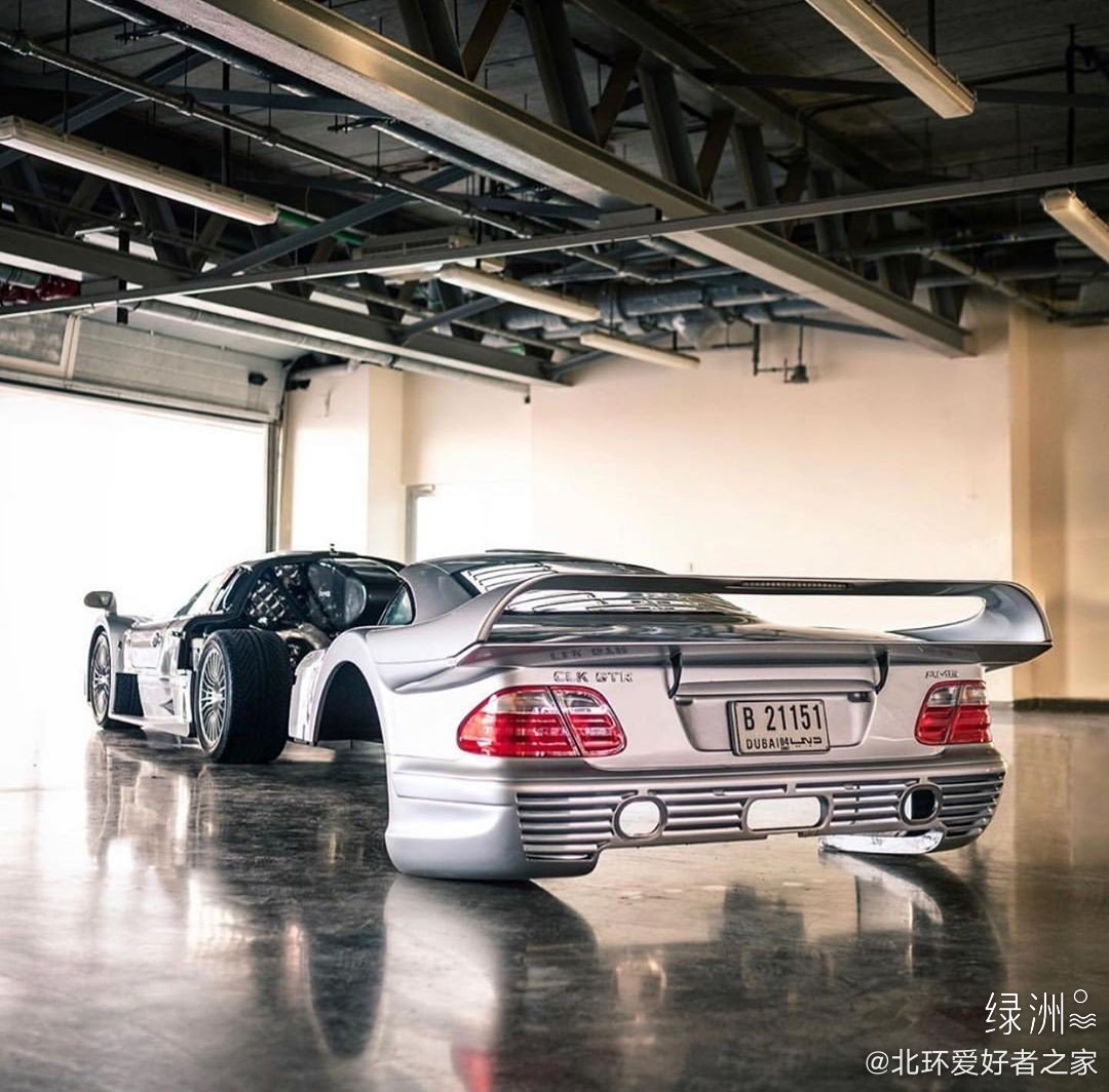 精美汽车图集：静静的看奔驰CLK AMG GTR