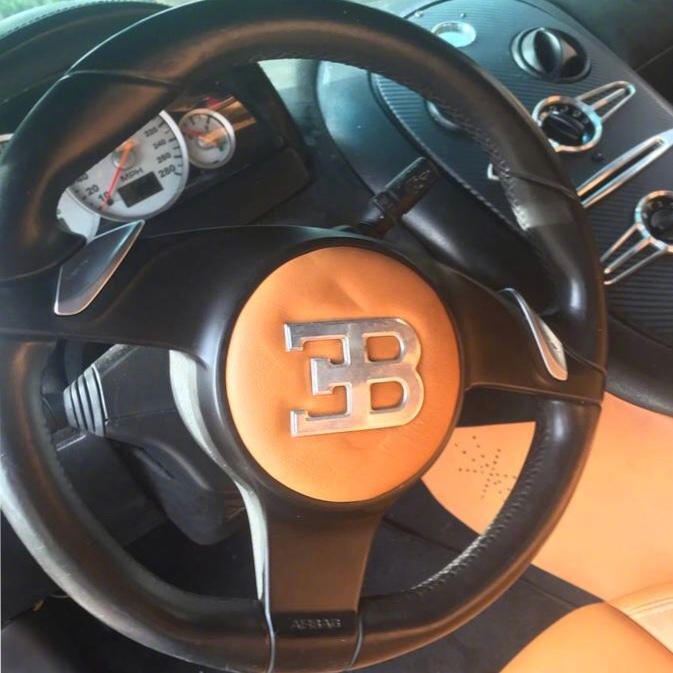 每天一组汽车美图：布加迪Veyron V6引擎版本