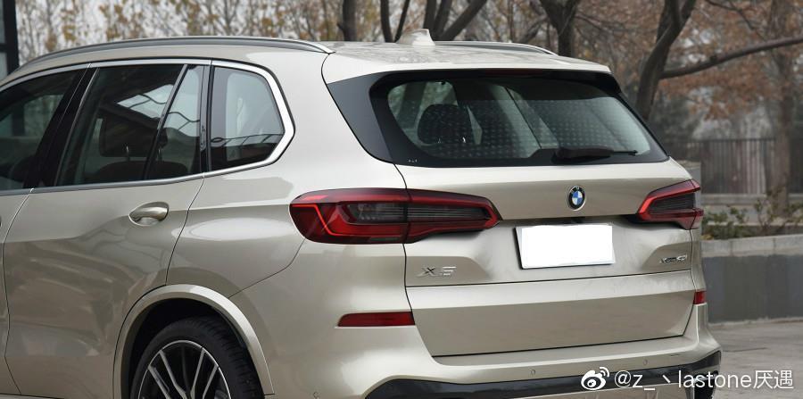 宝马又添“新成员”，V6配8at，带水晶档把，气场不输路虎揽胜