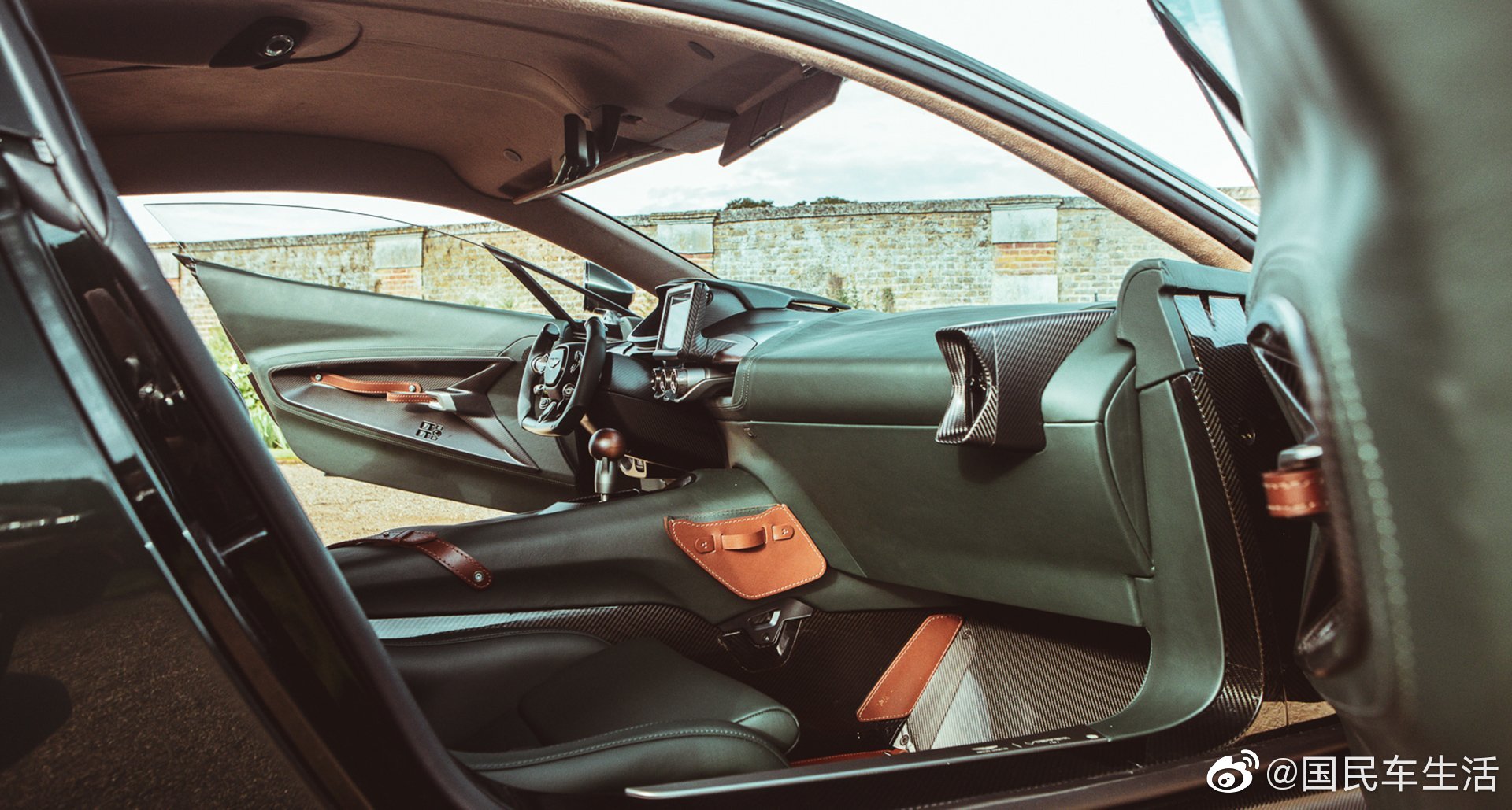 阿斯顿马丁动力最强的手动挡车