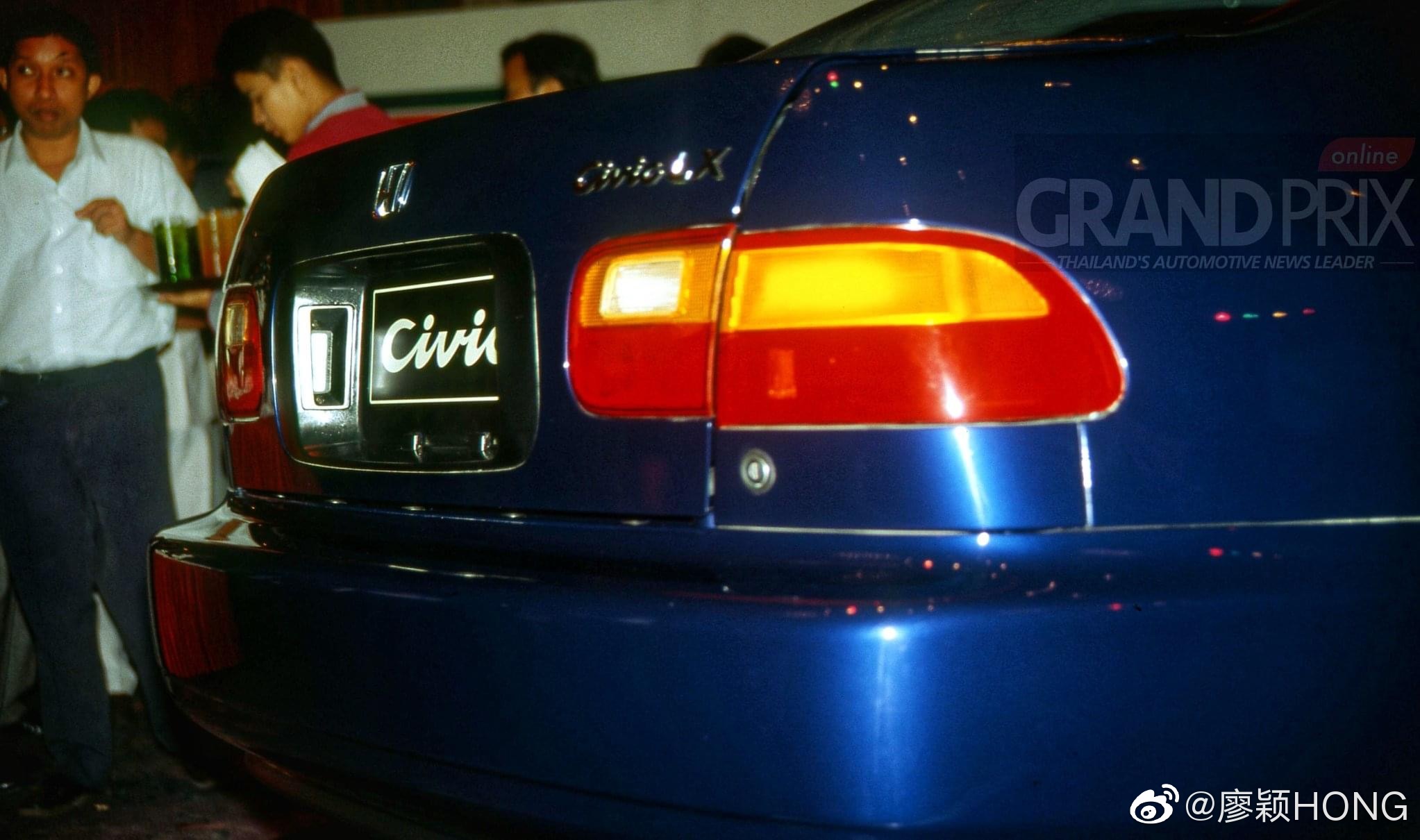 当年本田思域 EG在曼谷车展上市盛况